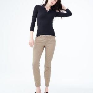 NWT Skinny Aeropostale uniform khakis size 10 LONG